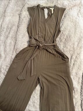 Sleeveless Matilda Jane V-Neck Olive Jumpsuit with Tie Waist size Small